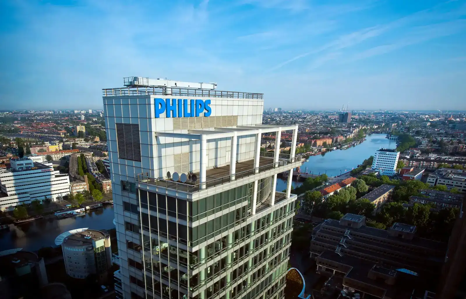 AEX indicatie is -0,3%, Aperam, Philips, Amazon, shorts en Payroll Report